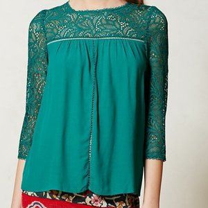 Anthropologie MOULINETTE SOEURS Green Lace Cloaked Top Size 10